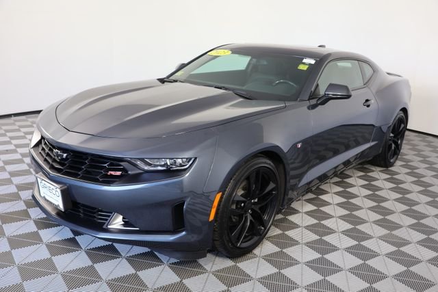 Used 2023 Gray Chevrolet 1LT image 4