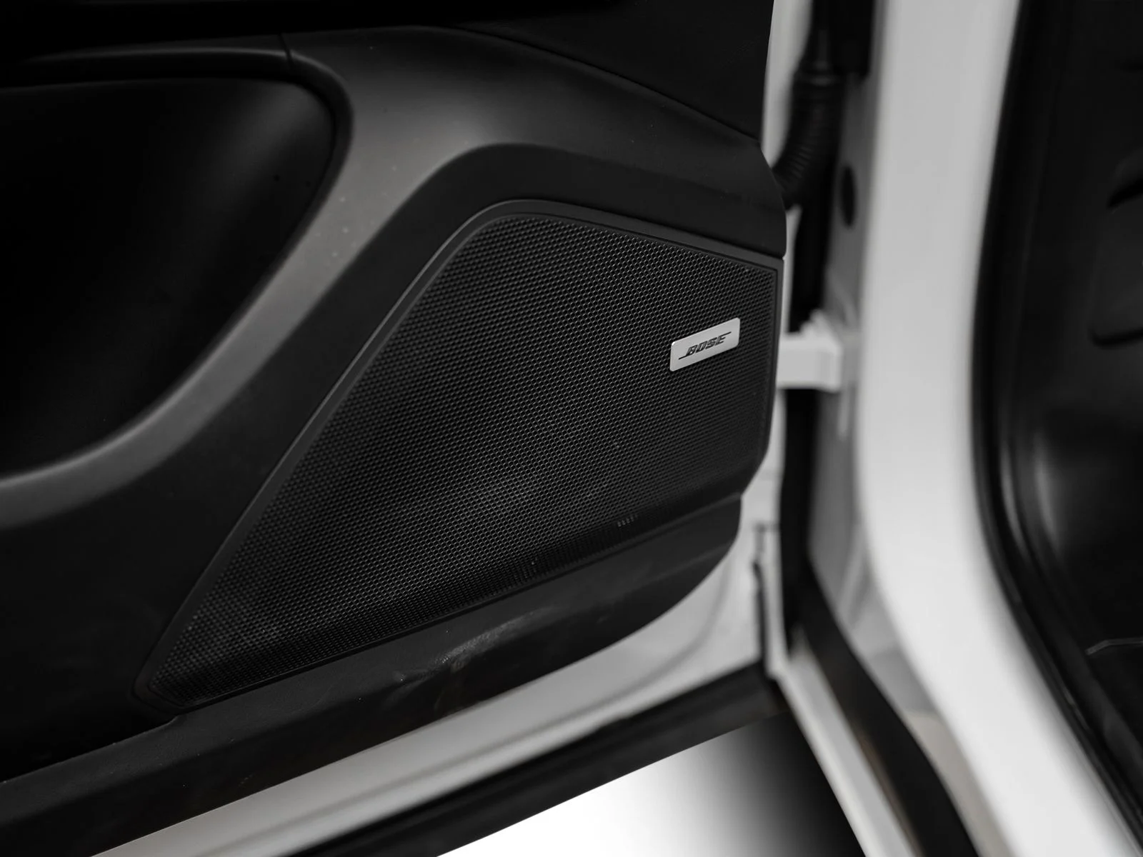Used 2019 White Porsche Base image 67