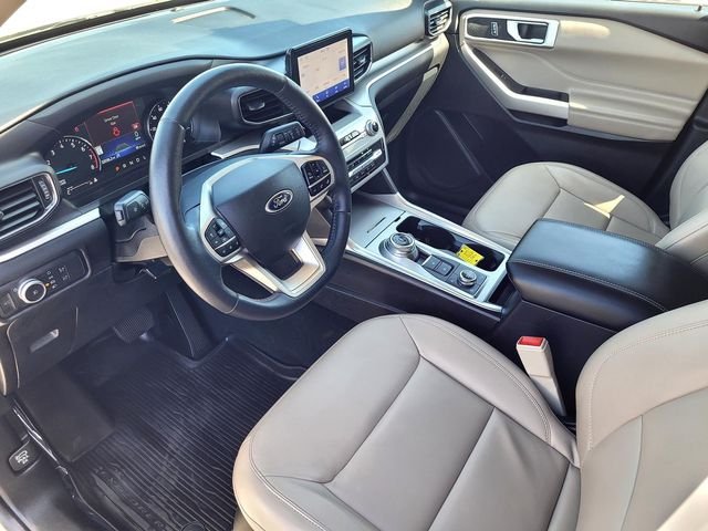 Used 2022 White Ford XLT image 10