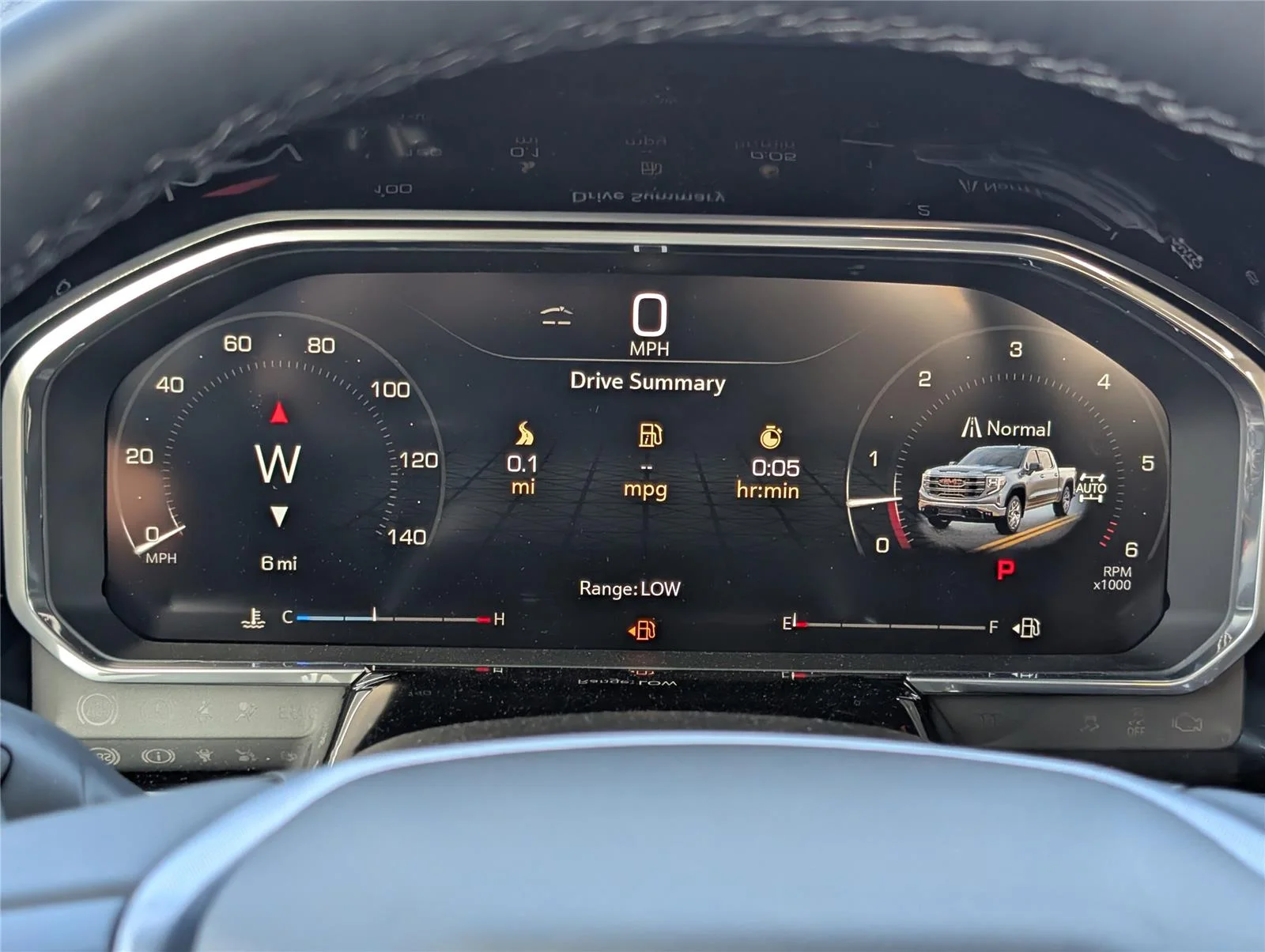 New 2026 Sterling Metallic GMC Elevation image 34