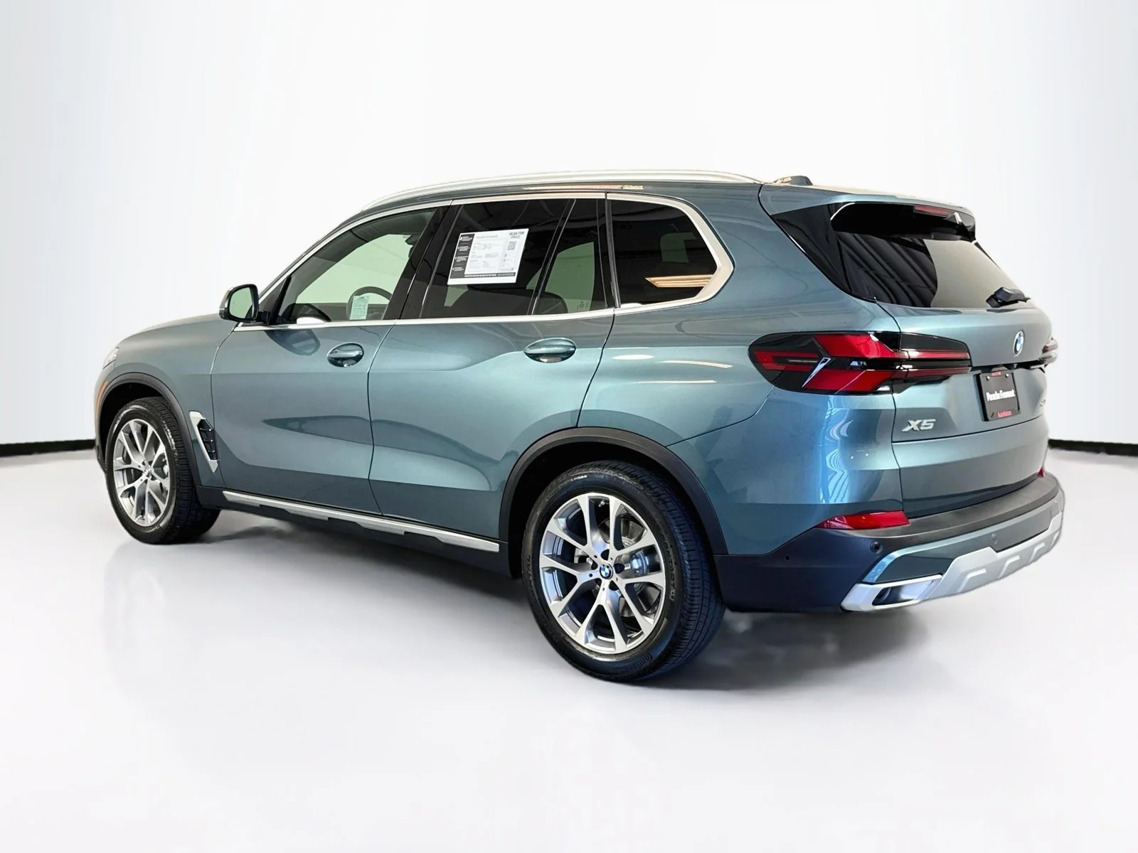 Used 2025 Blue Ridge Mountain Metallic BMW xDrive40i image 3