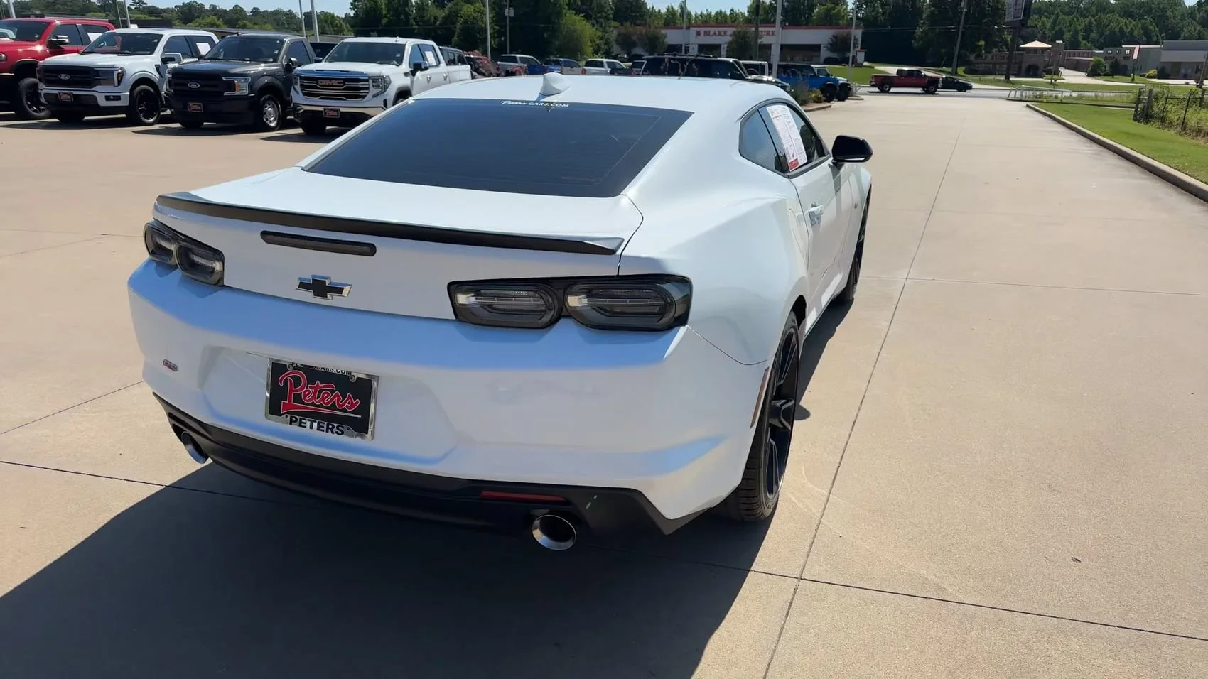 Used 2024 White Chevrolet 1LT image 8