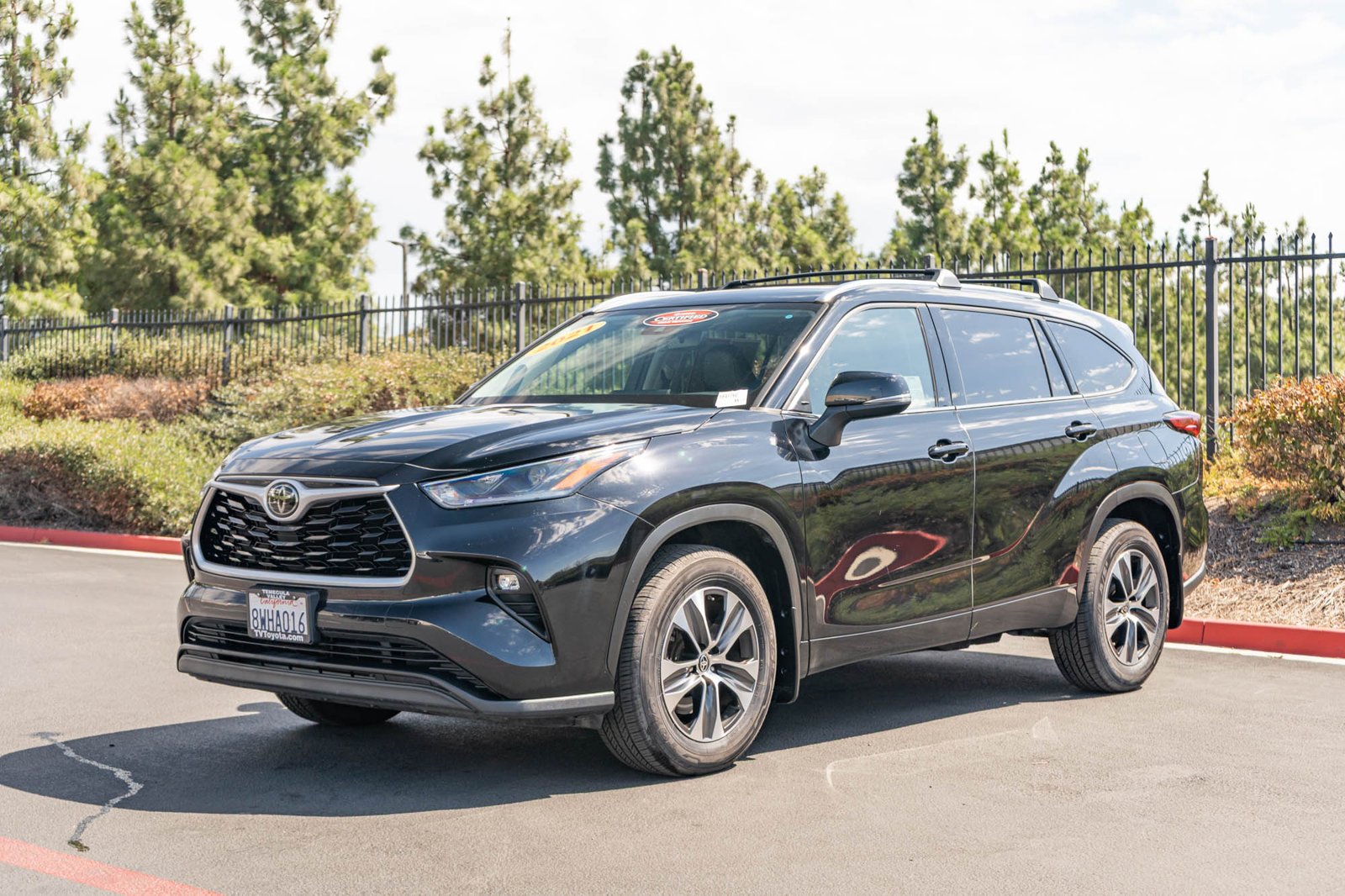 Certified Used 2021 Midnight Black Metallic Toyota XLE image 3