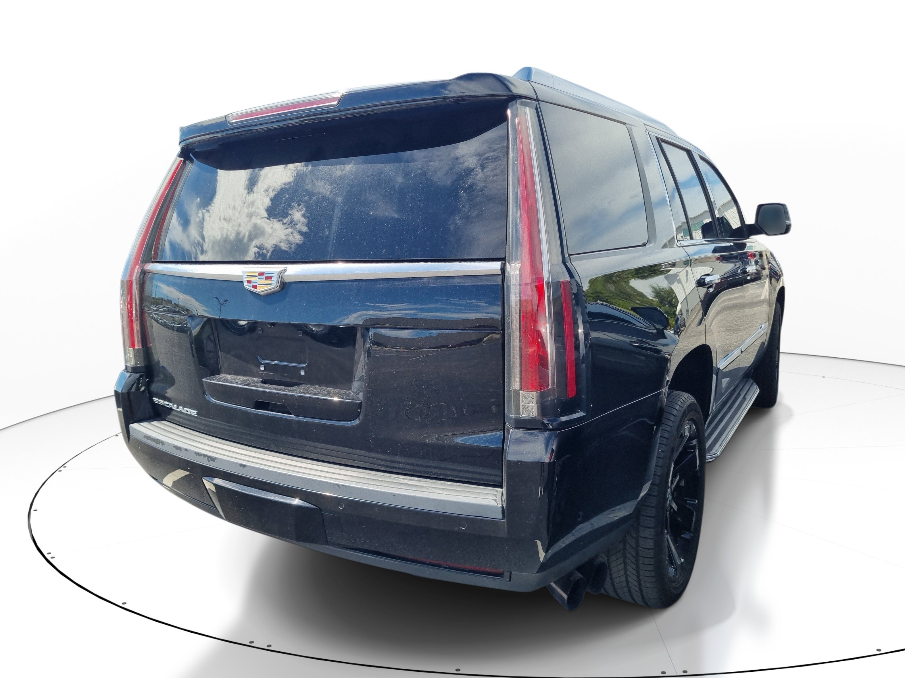 Used 2019 Black Raven Cadillac  image 8
