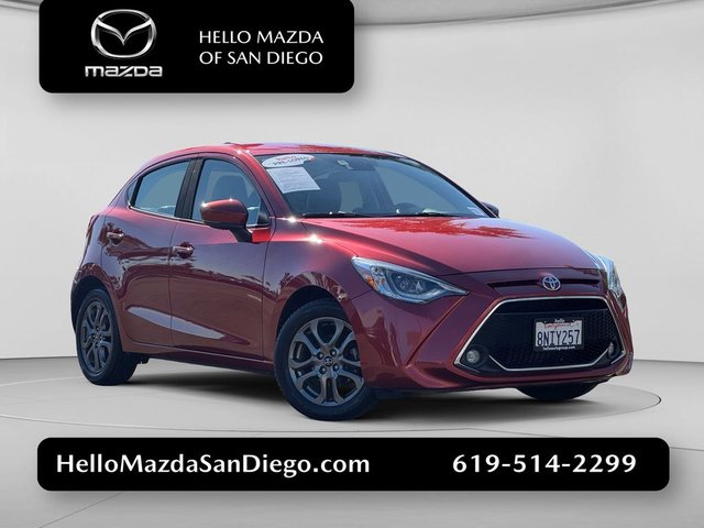2020 Toyota Yaris XLE