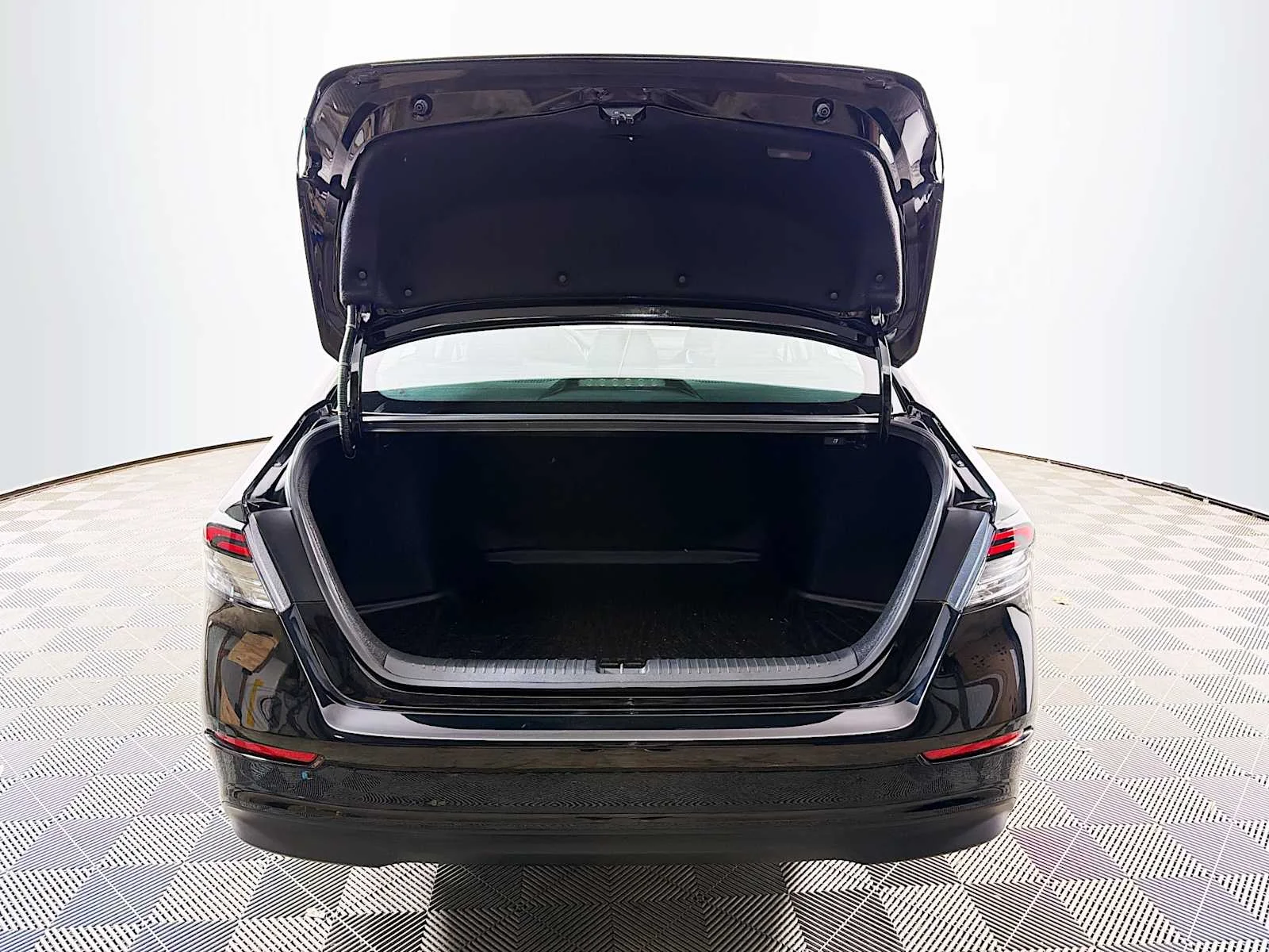 Used 2023 Crystal Black Pearl Honda LX image 21