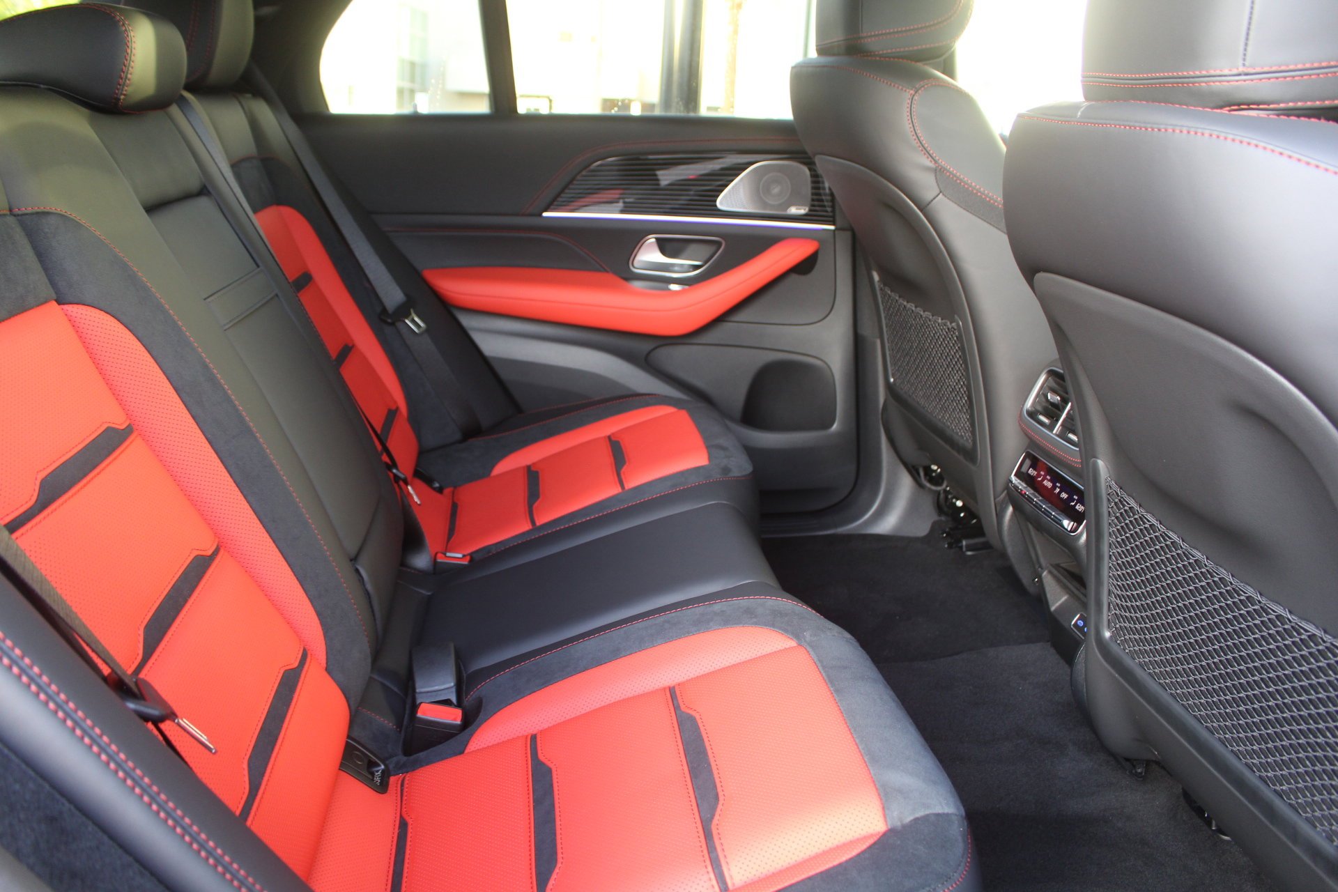 2026 Mercedes-Benz GLE AMG GLE 53 - Photo 21