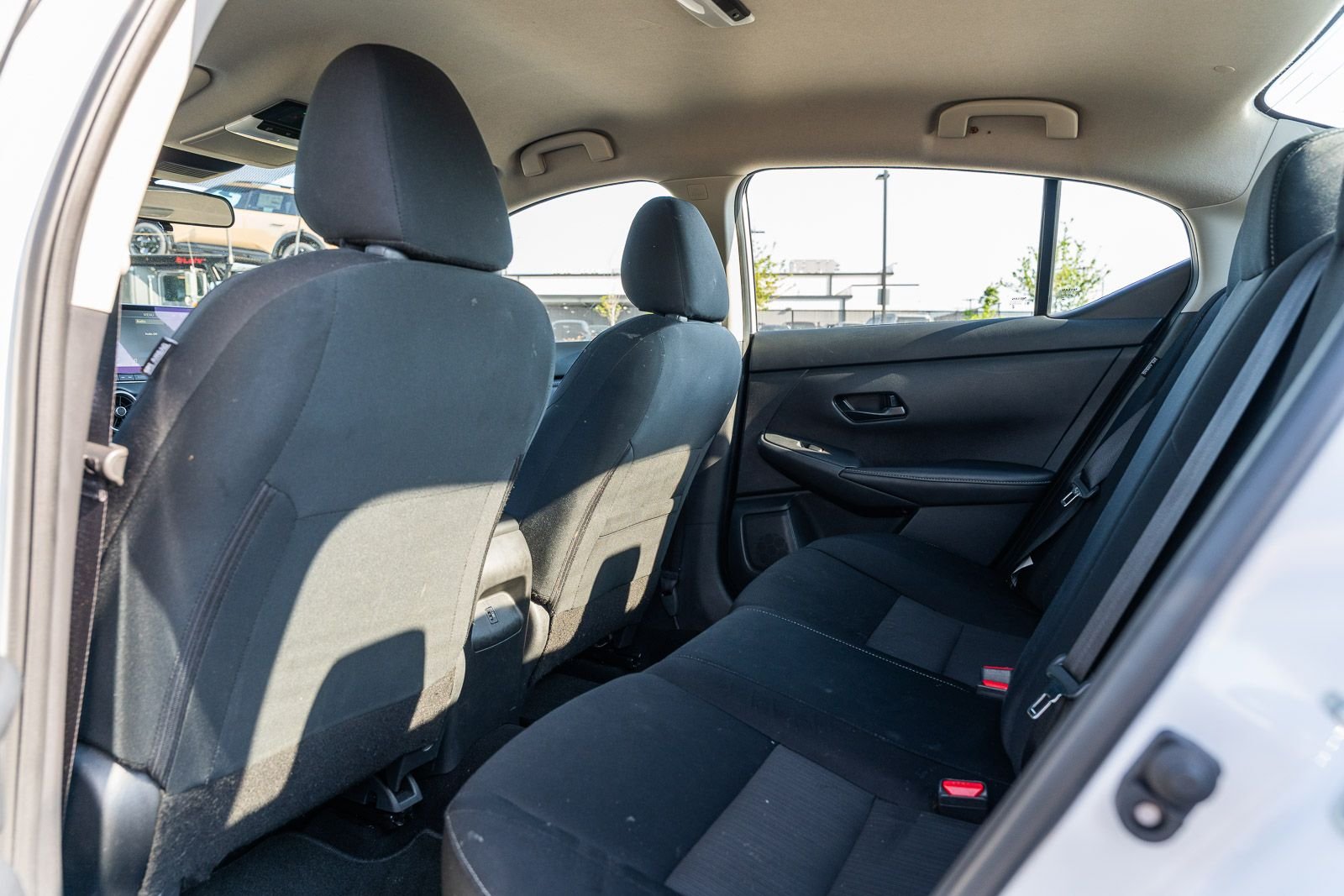 Used 2025 White Nissan SV image 17