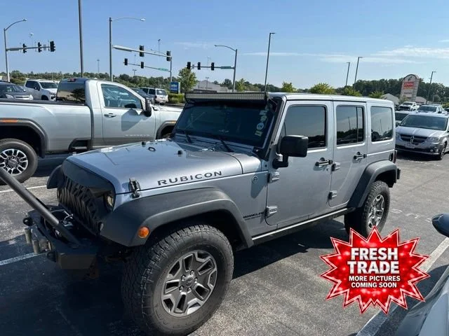 Used 2015 Silver Jeep Rubicon image 1