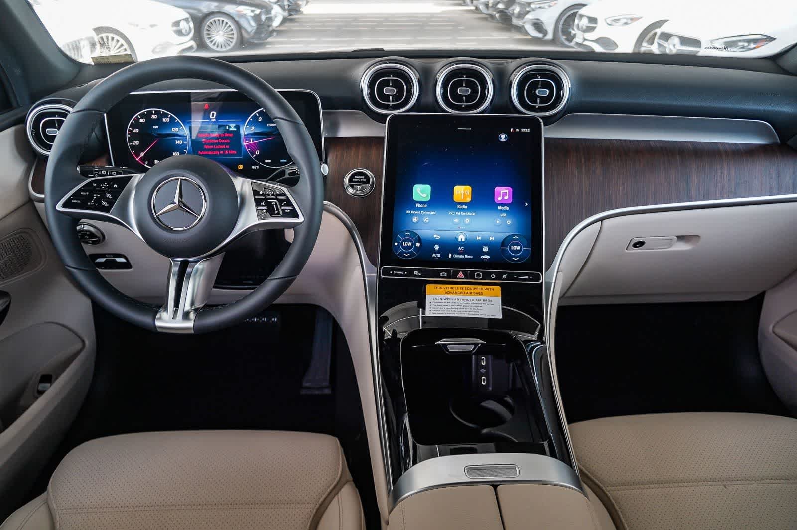 New 2026 Polar White Mercedes-Benz GLC 300 image 13