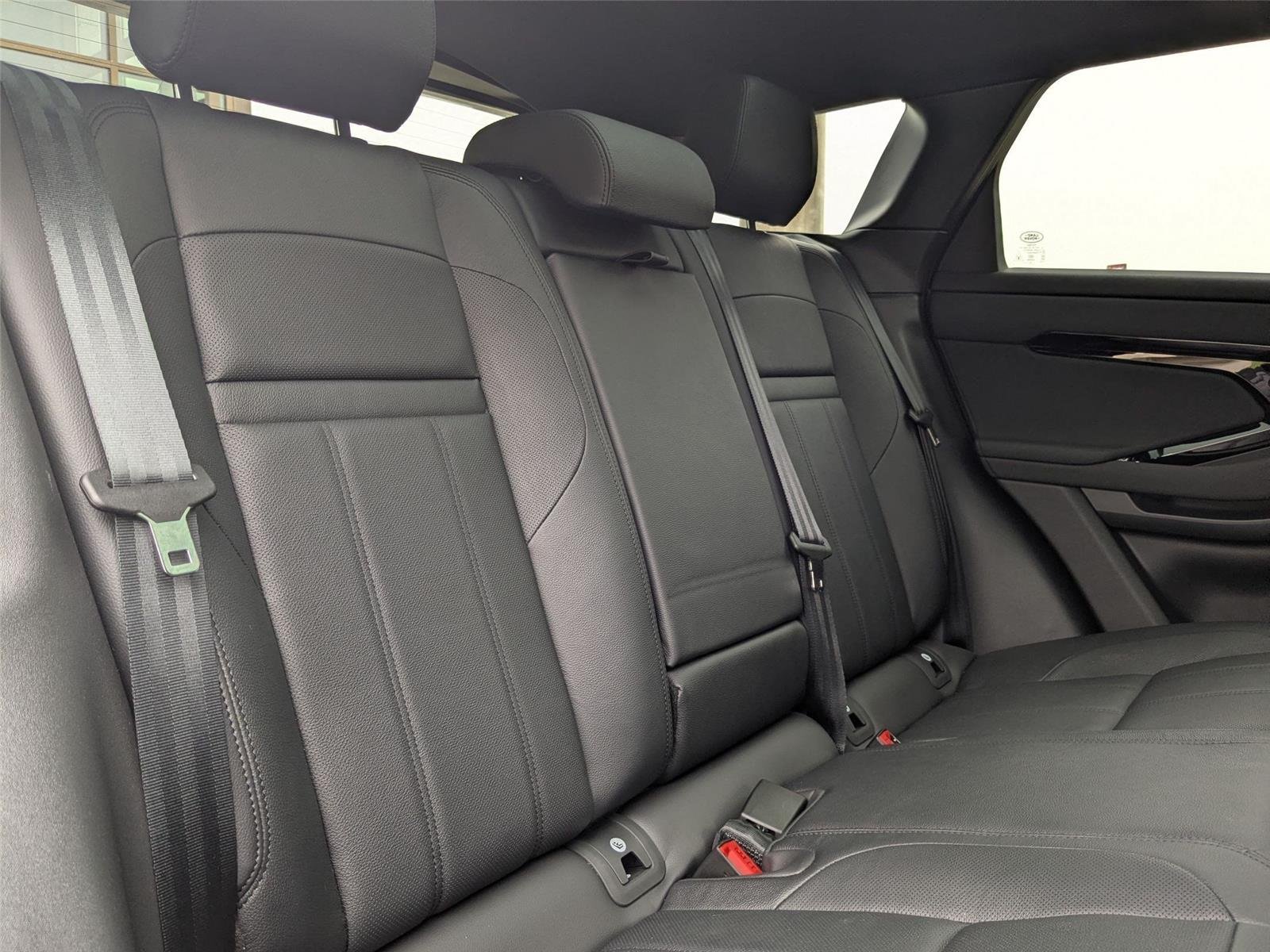 Used 2024 Santorini Black Metallic Land Rover Dynamic SE image 26