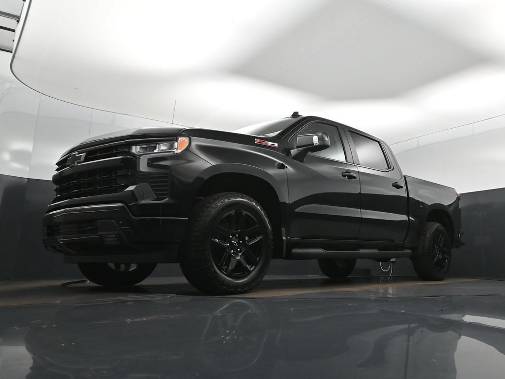 New 2026 Black Chevrolet RST image 40