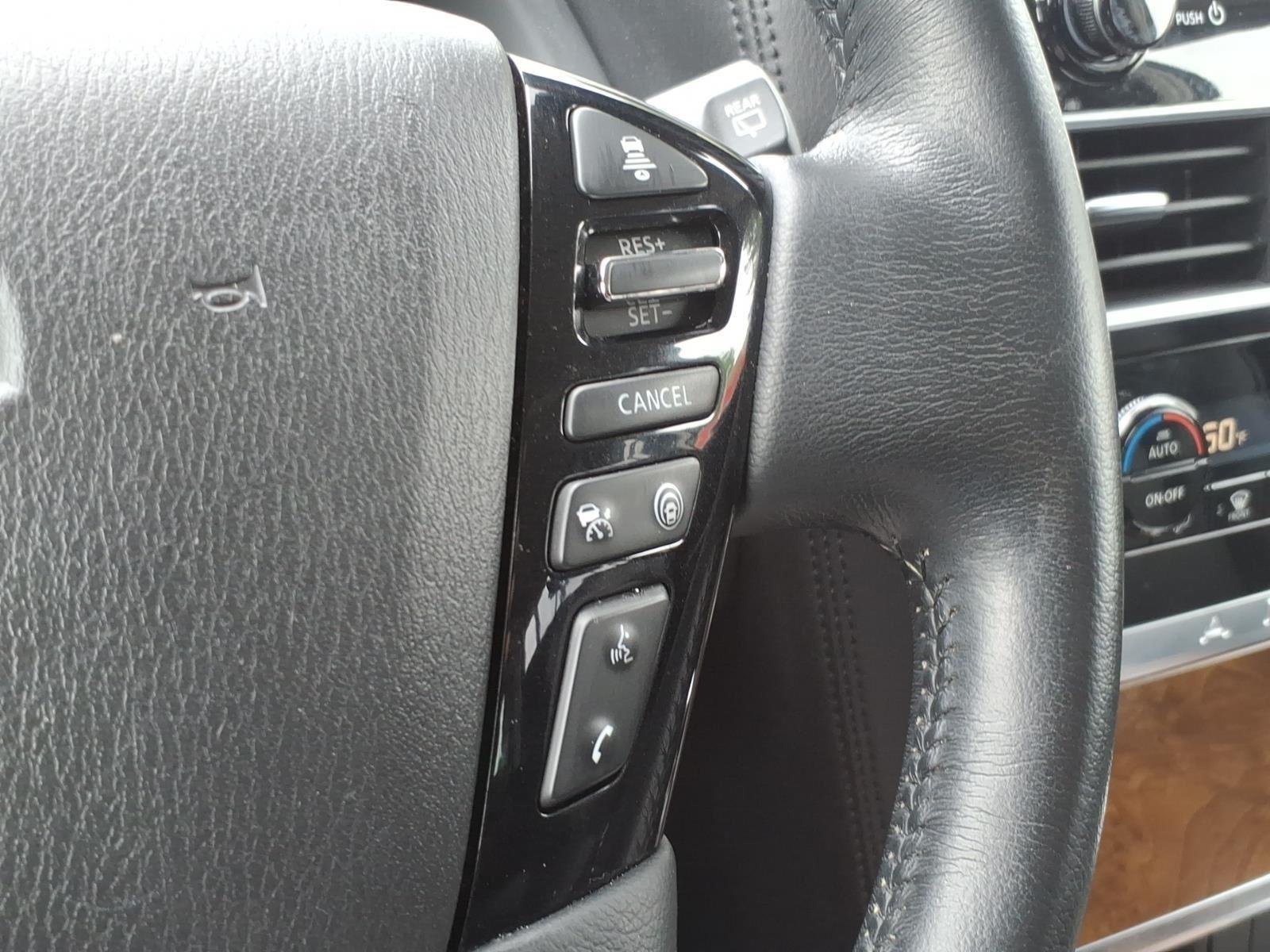 Used 2022 Hermosa Blue Pearl Nissan SL image 15