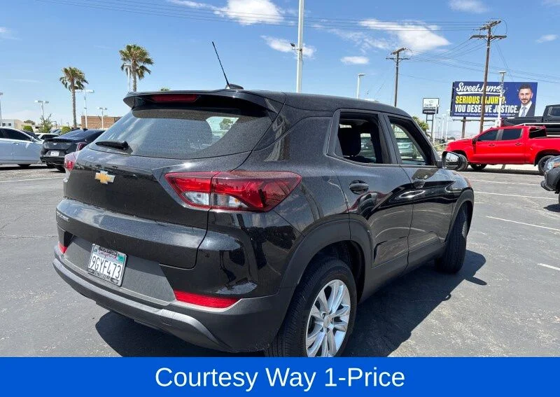 Used 2023 Black Chevrolet LS image 5