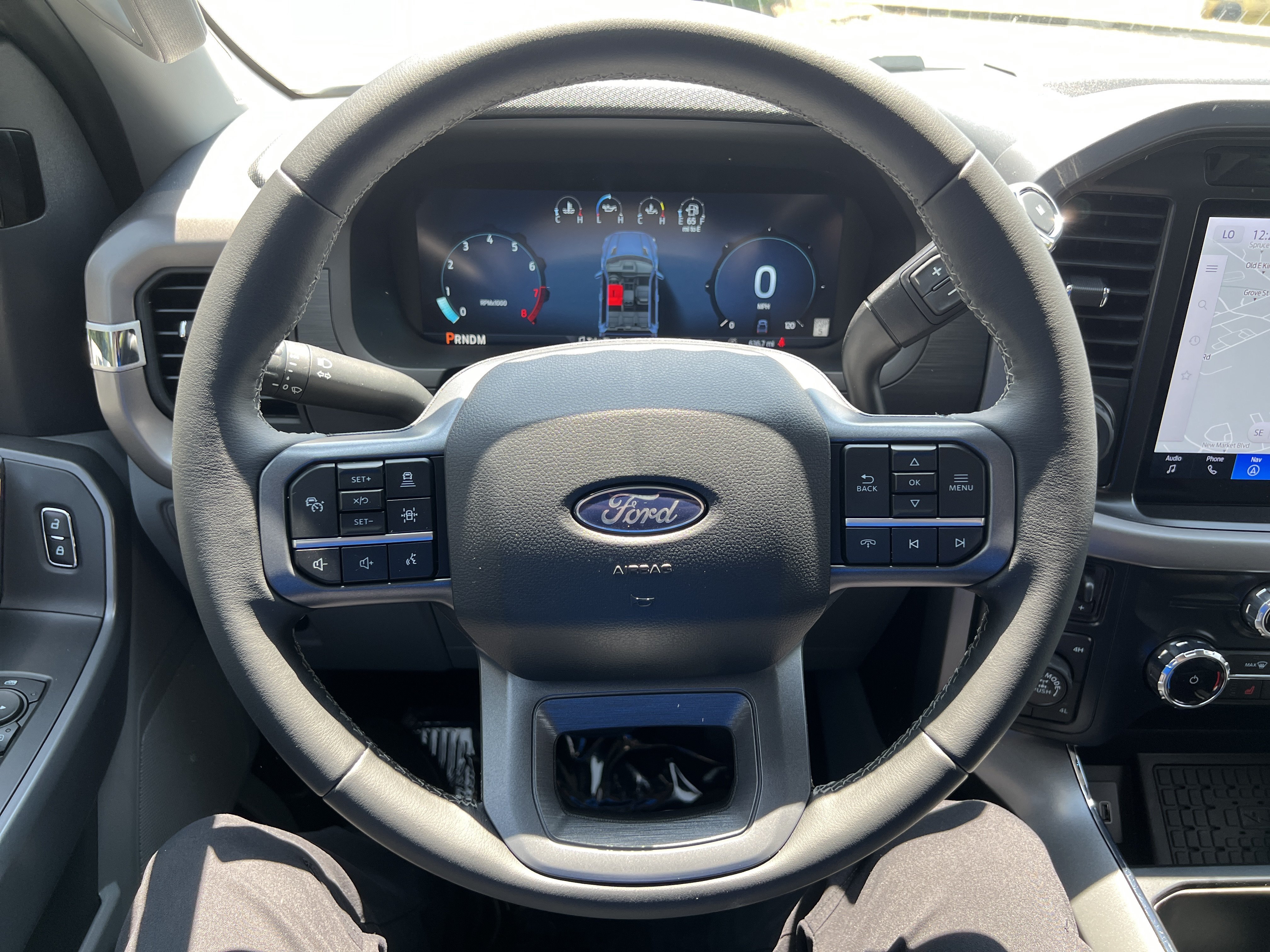 New 2026 Oxford White Ford XLT image 14