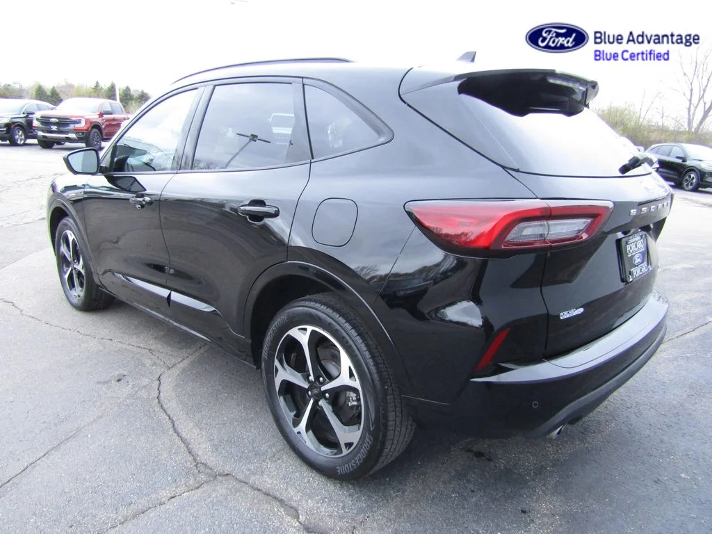 2023 Ford Escape ST-Line Elite - Photo 7