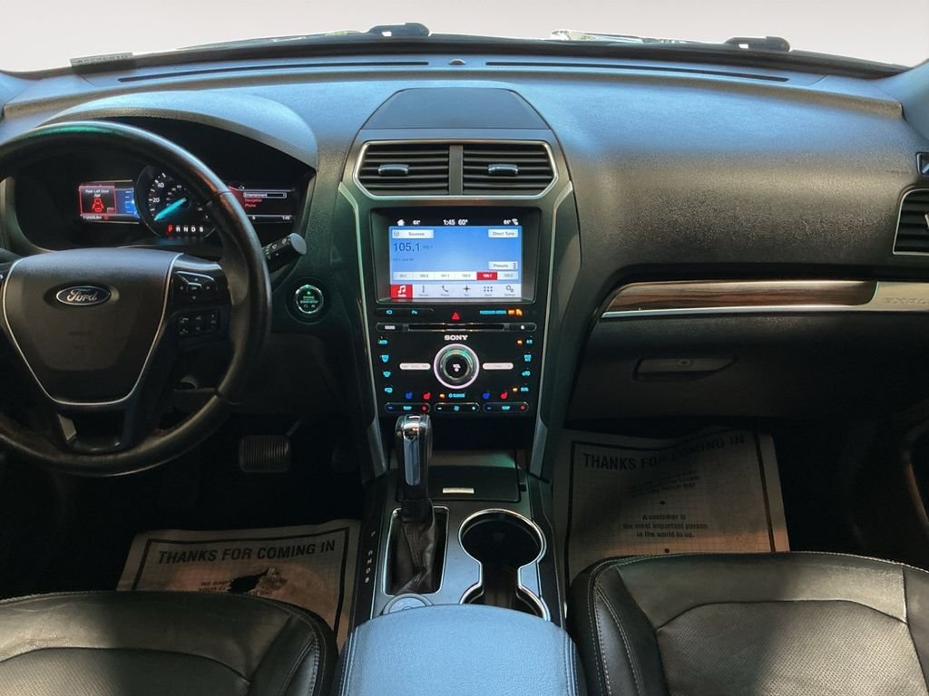 Used 2017 Gray Ford Limited image 10