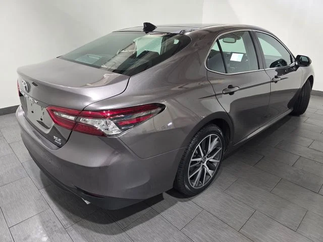 Used 2024 Gray Toyota XLE image 5