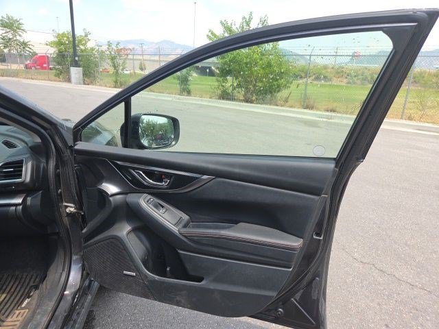 Used 2018 Dark Gray Metallic Subaru Limited image 19