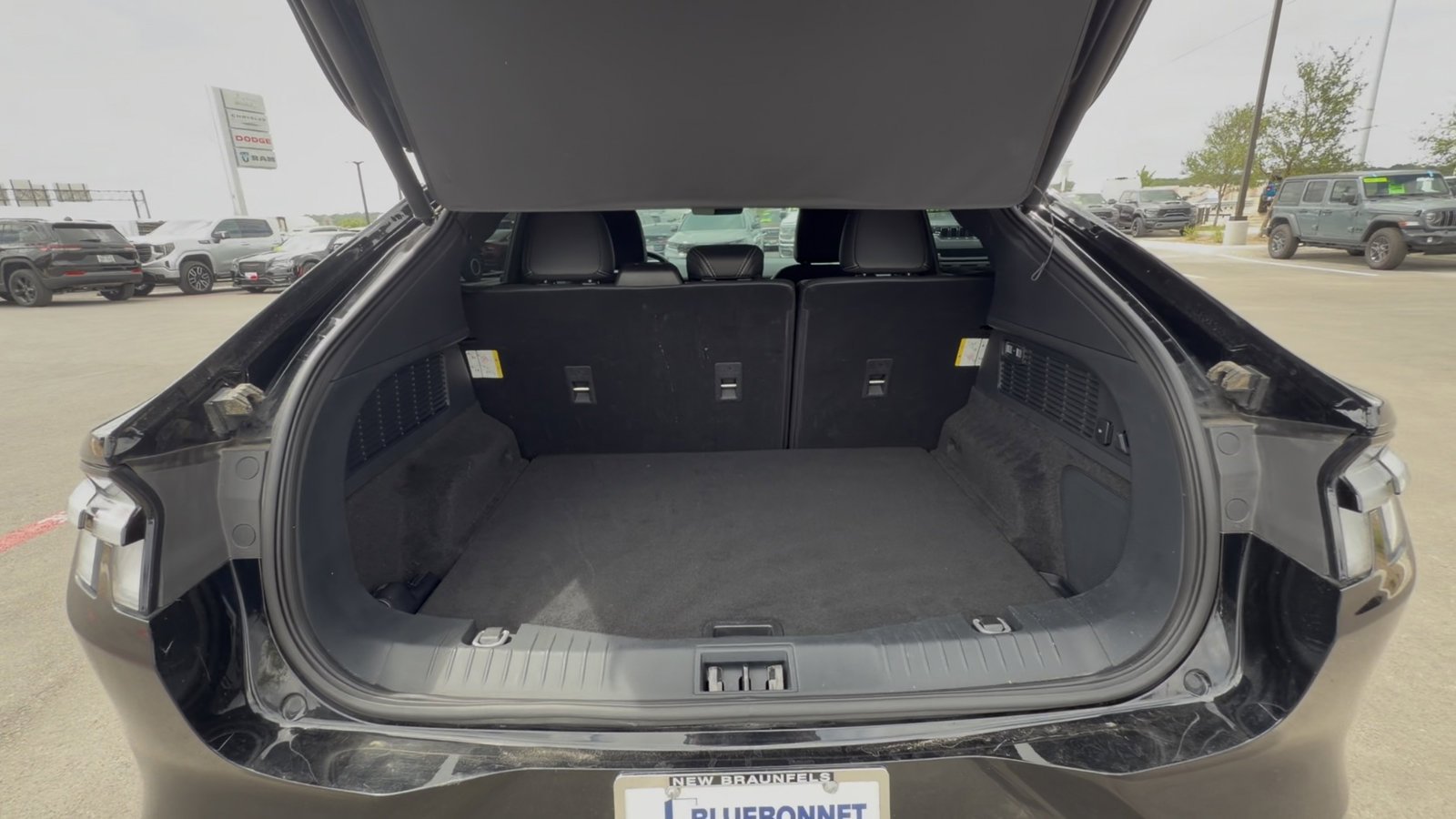Used 2024 Shadow Black Ford Premium image 29
