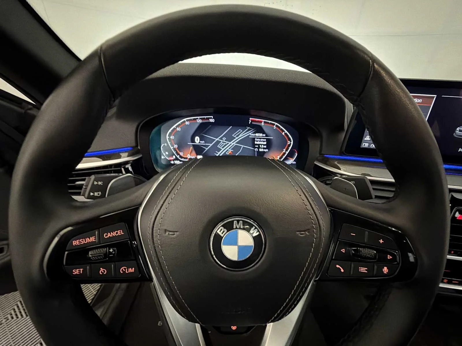2023 BMW 5 Series 530i - Photo 13