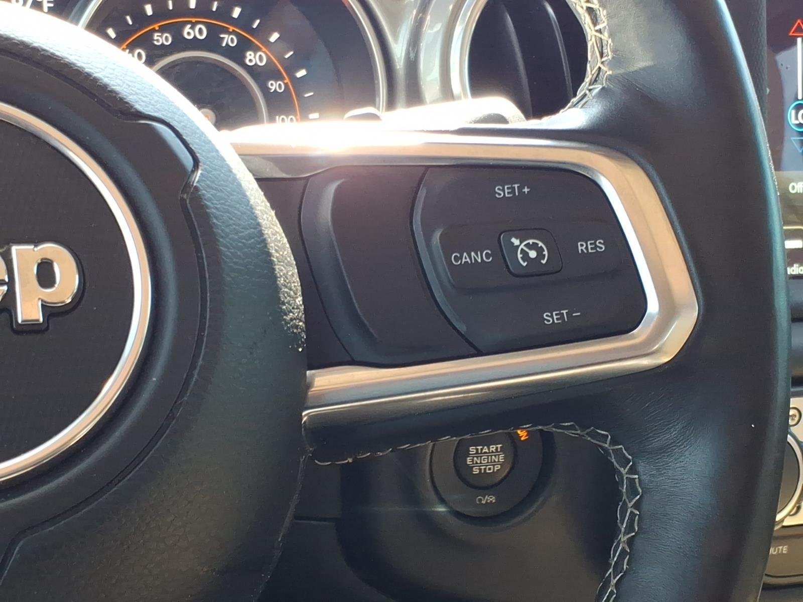 Used 2018 Punkn Metallic Clearcoat Jeep Sahara image 29