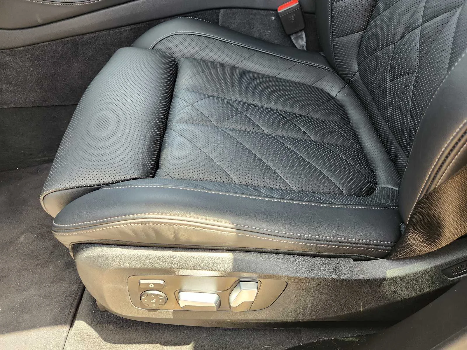 2025 BMW X5 50e - Photo 23