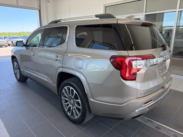 Used 2022 Gray GMC Denali image 7