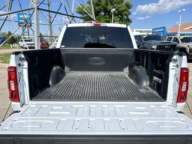 Used 2022 White Ford XL image 24
