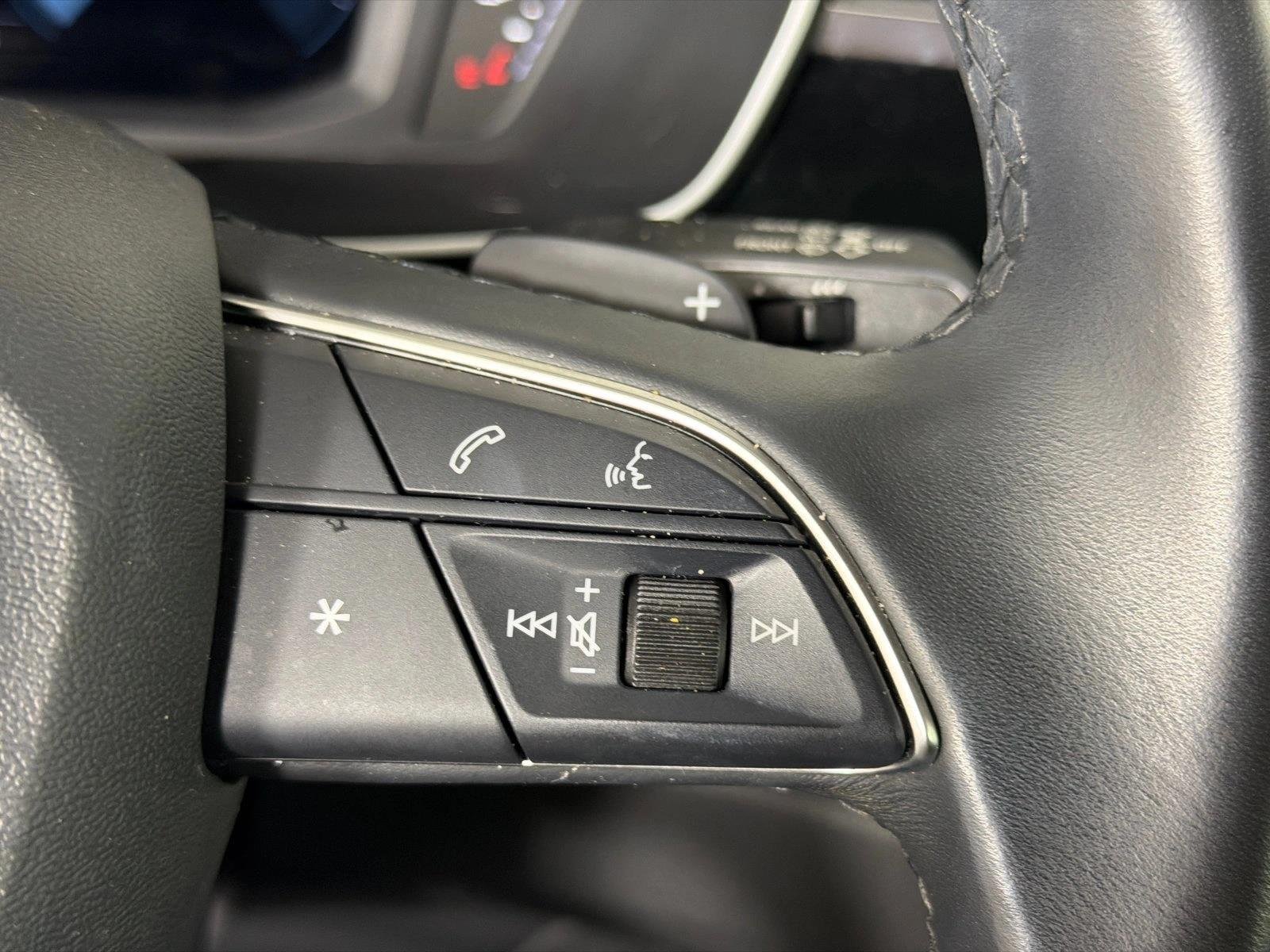 Used 2024  Audi S line Premium image 26