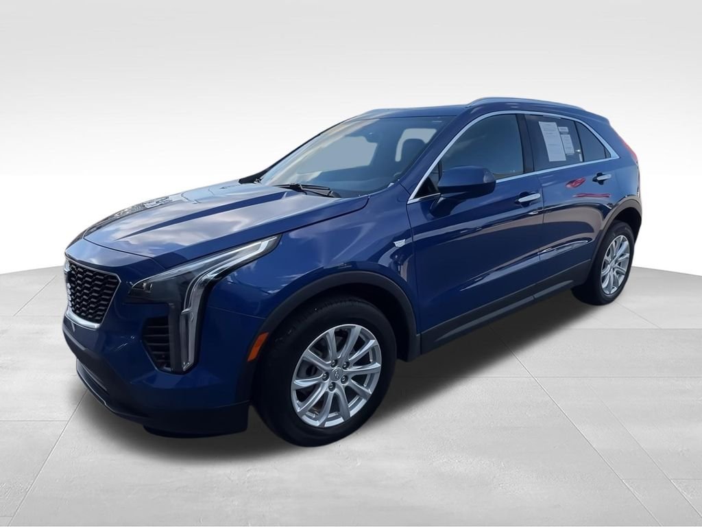 Used 2023 Blue Cadillac Luxury image 4