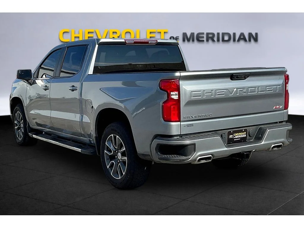 Used 2025 Sterling Gray Metallic Chevrolet RST image 2