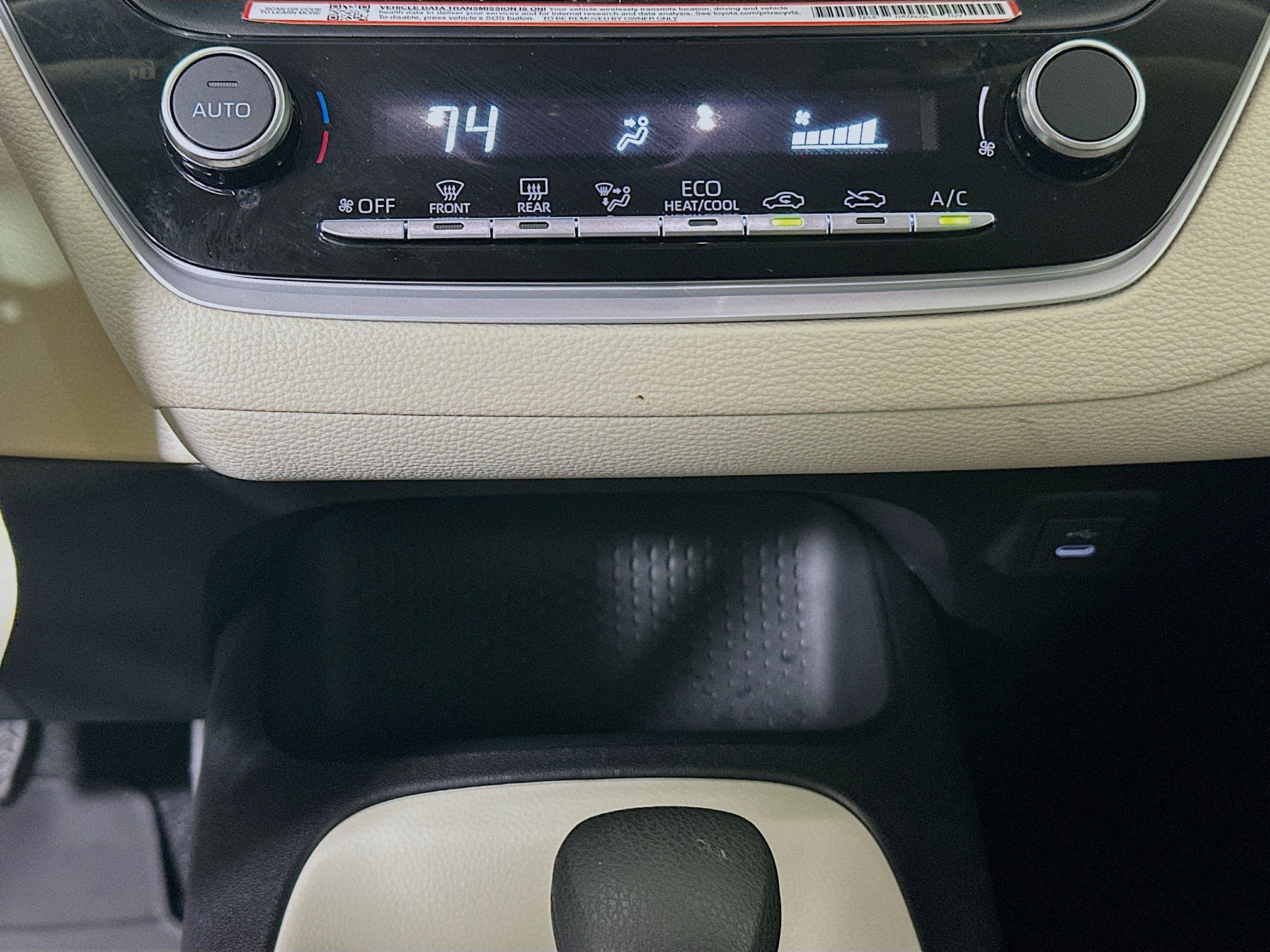 Certified Used 2025 Pearl Toyota LE image 22