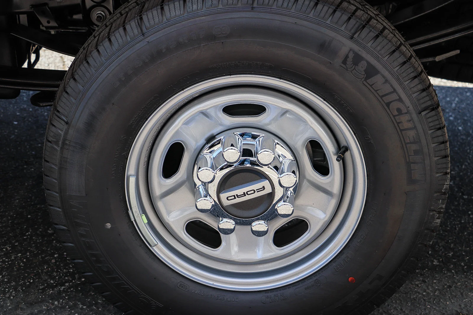 New 2026 Oxford White Ford F-250® XL image 12