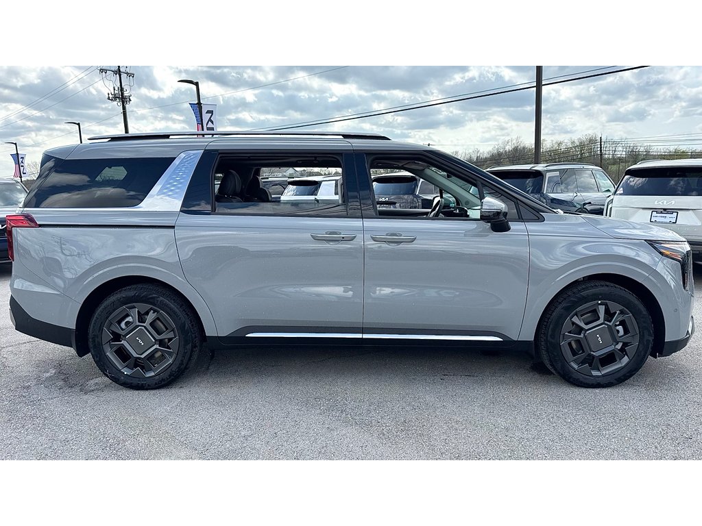 New 2026 Ceramic Silver Kia SX image 3