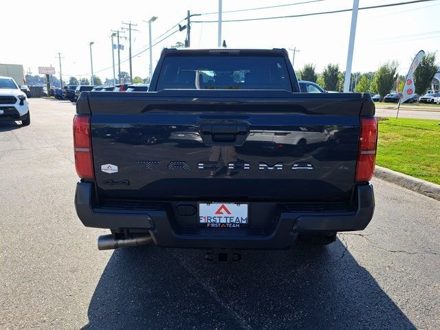 Used 2025  Toyota SR5 image 9