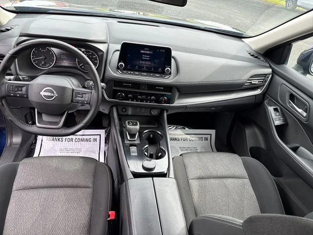 Used 2025 Deep Ocean Blue Nissan SV image 15