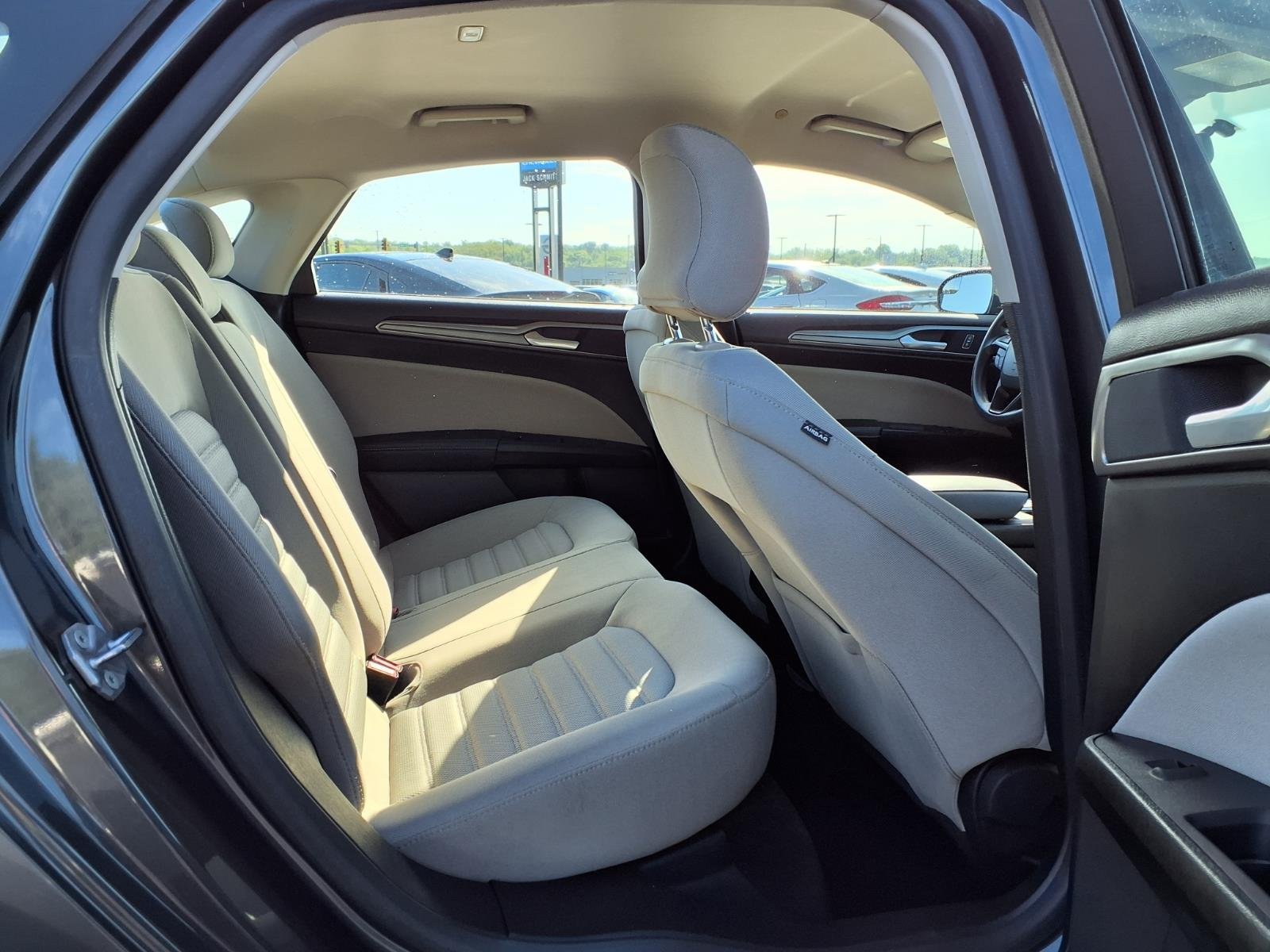 Used 2018 Gray Ford S image 24