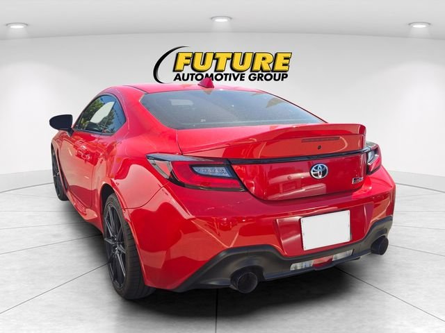 Used 2022  Toyota Premium image 5