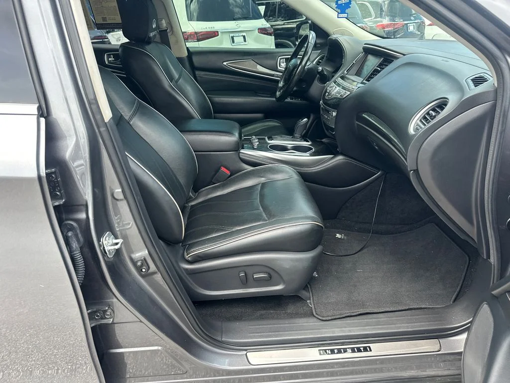 Used 2020 Gray INFINITI LUXE image 11