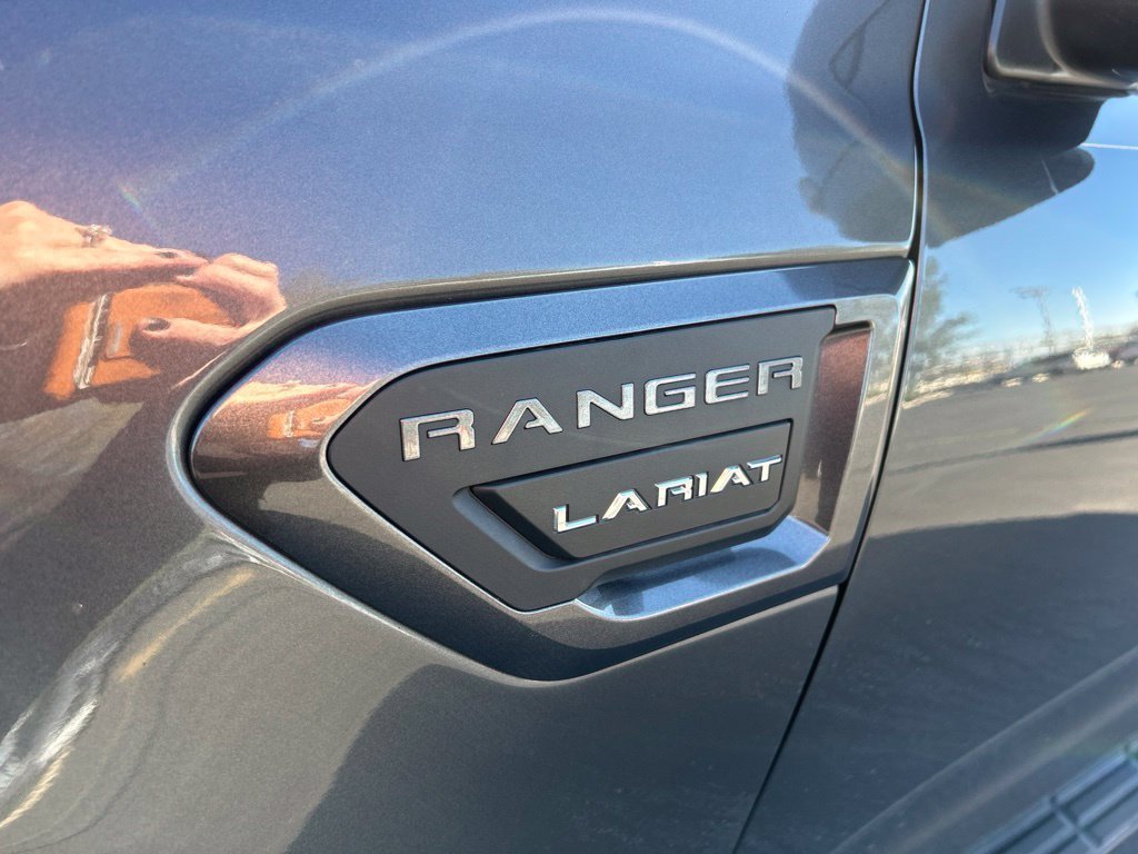 Used 2019 Magnetic Ford Lariat image 13