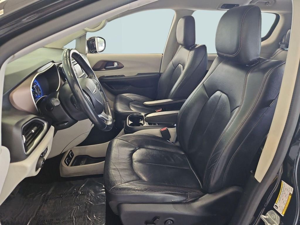 2017 Chrysler Pacifica Touring-L - Photo 21