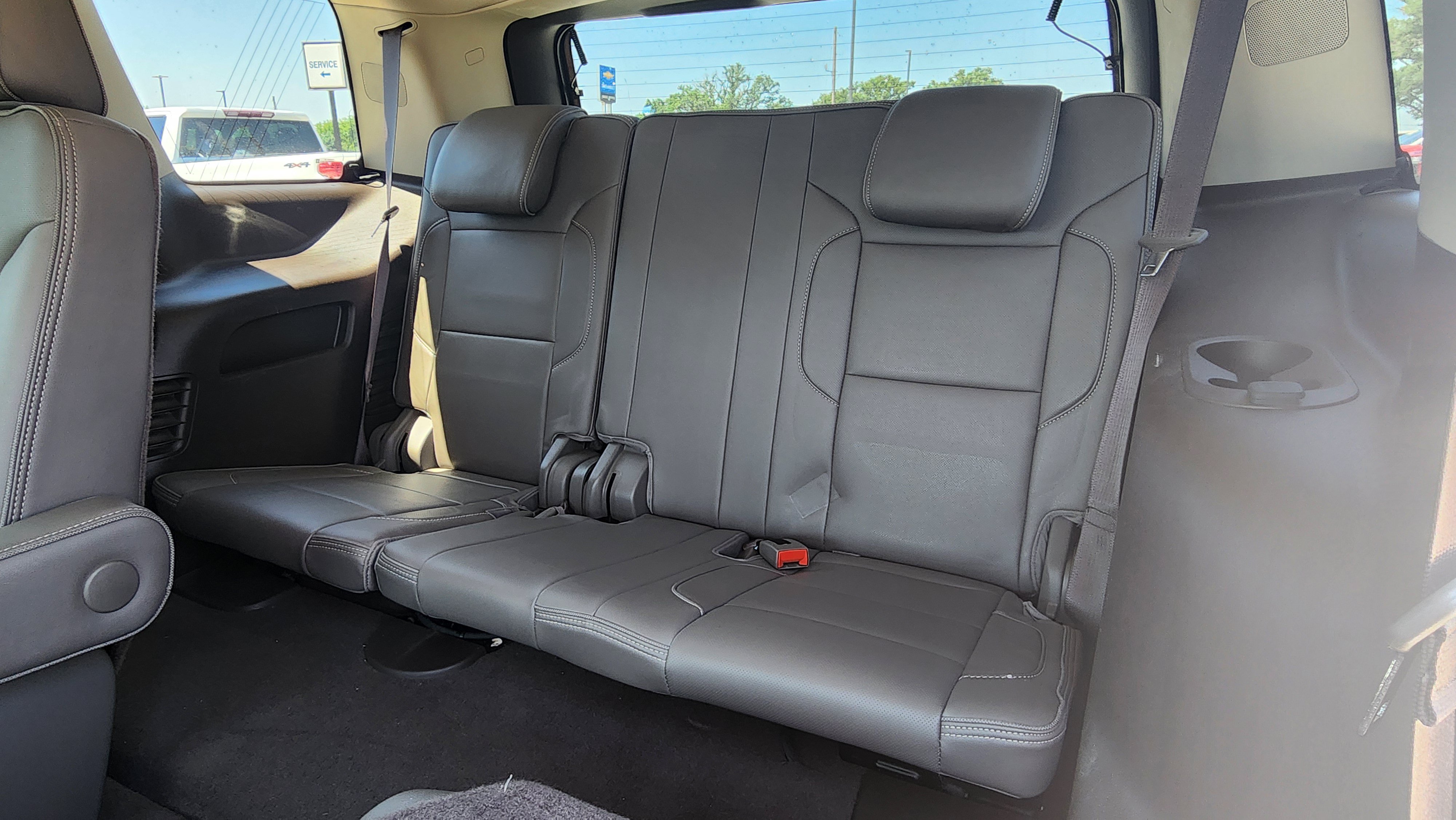Used 2019 WHITE FROST TRICOAT GMC Denali image 22