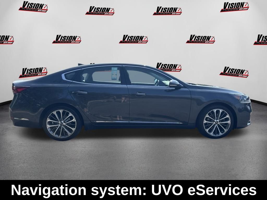 Used 2019 Gray Kia Technology image 4