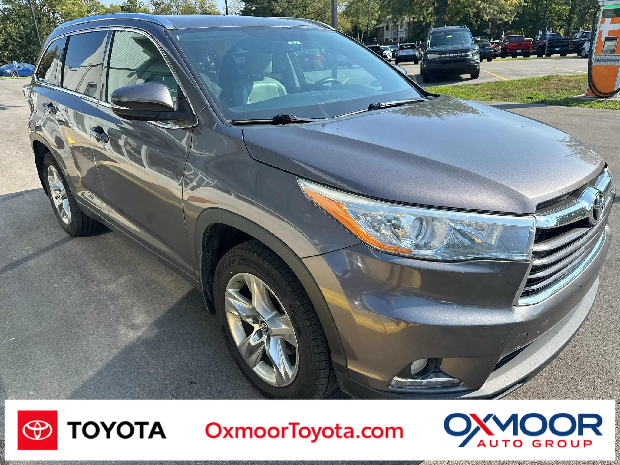Used 2016 Predawn Gray Mica Toyota Limited image 1