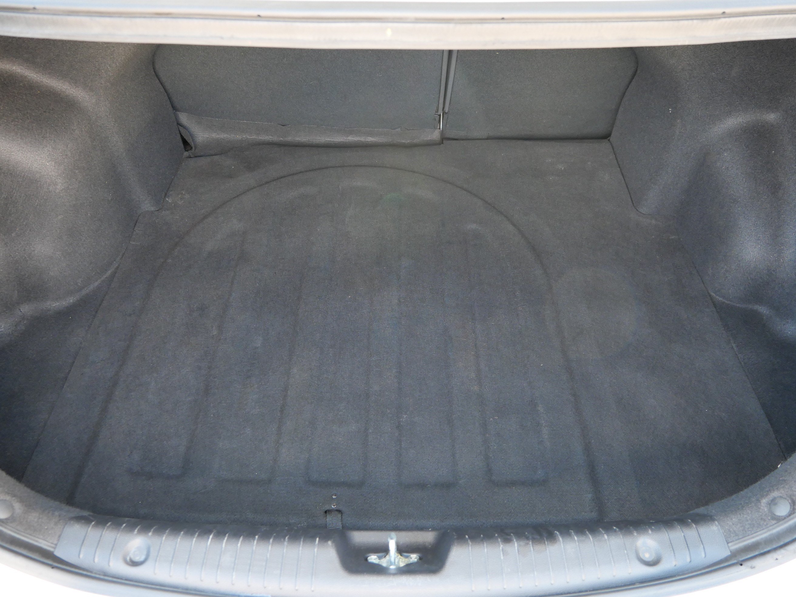 Used 2017 Century White Hyundai SE image 18