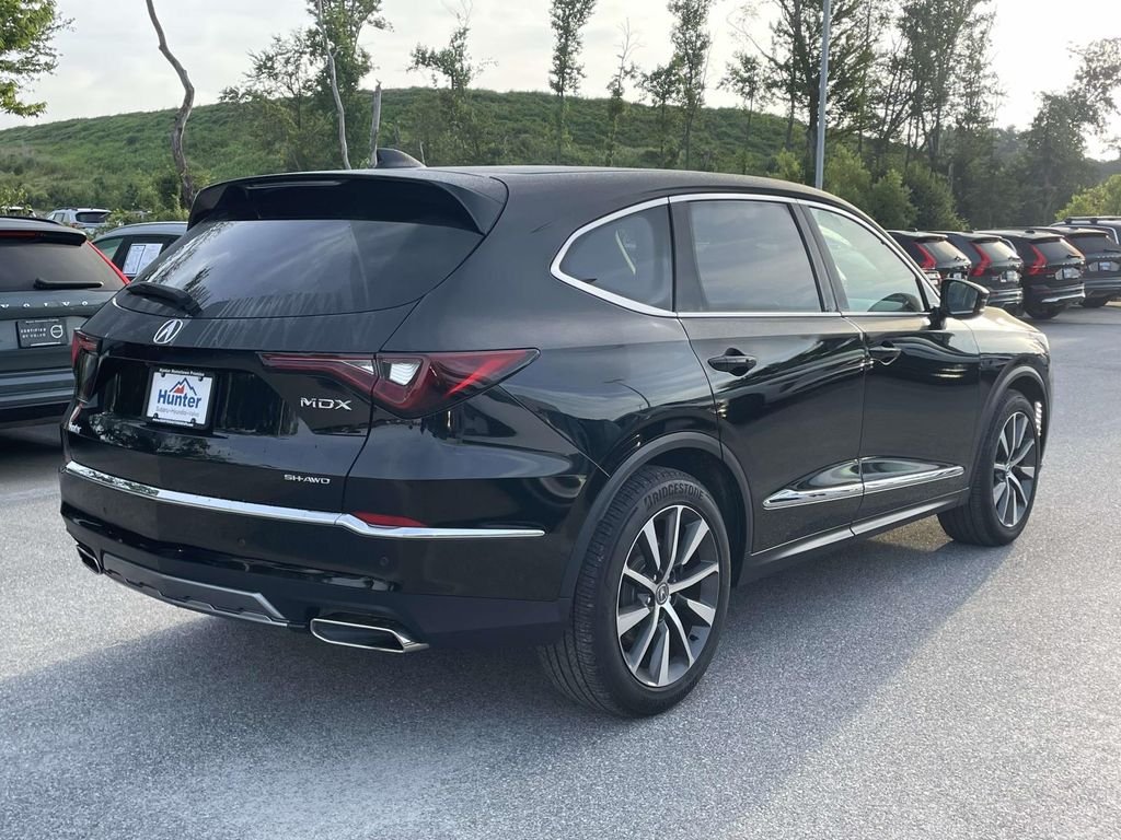 Used 2025 Black Acura w/Technology Package image 28