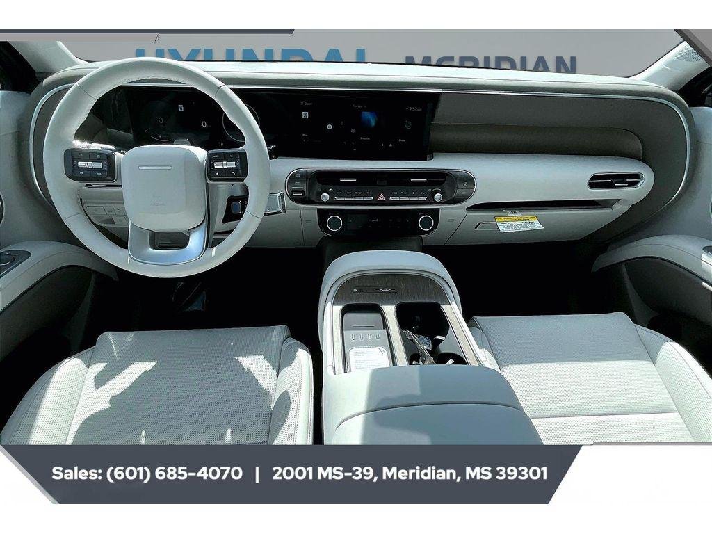 New 2026 TITAN GREEN Hyundai SEL FWD image 5