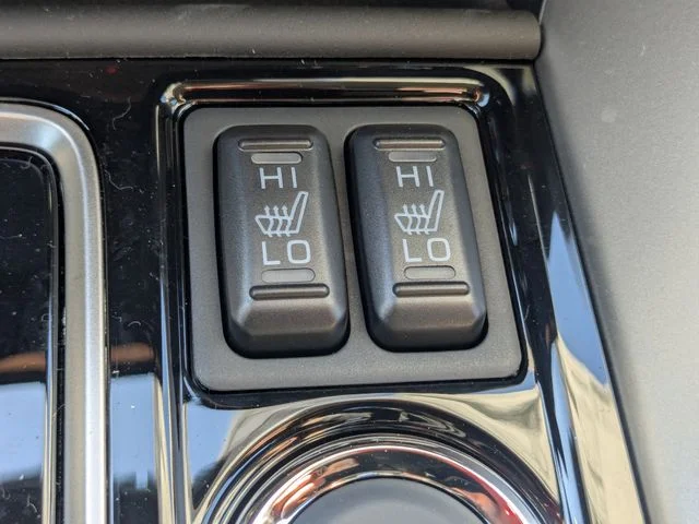 New 2026 Silver Mitsubishi LE image 26