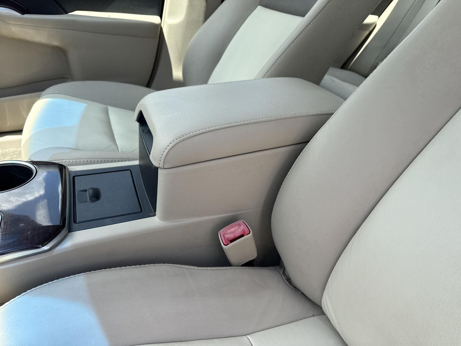 Used 2014 Barcelona Red Metallic Toyota XLE image 23